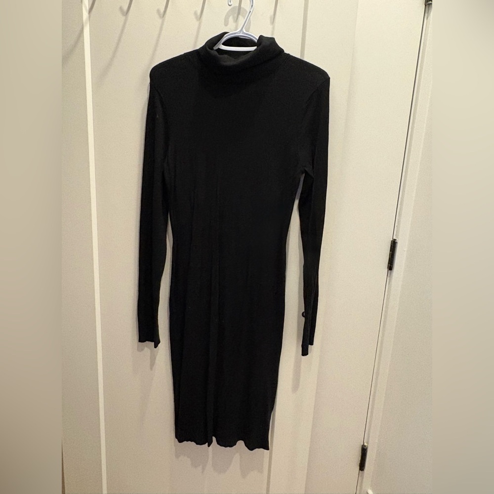 Tag Black Turtleneck Long Sleeve Dress
